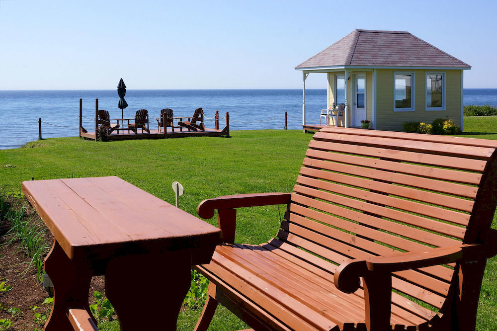 Gite Parfum De Mer Bed And Breakfast Pabos Екстериор снимка